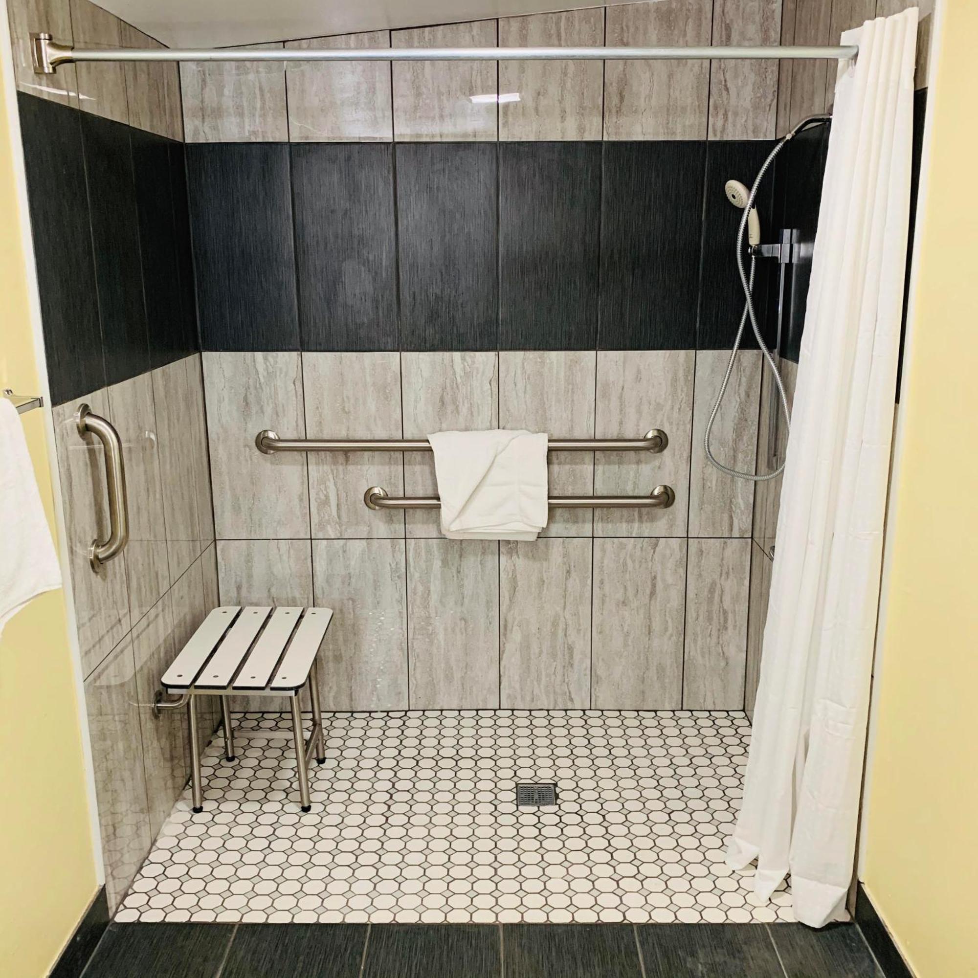 Central Coast Inn كايوكوس المظهر الخارجي الصورة
